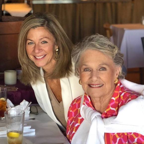 Meet your Posher, Kelly - Picture 1 of 1